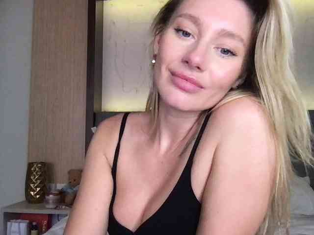 StellaMuse webcam