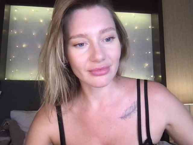 StellaMuse webcam