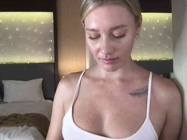 StellaMuse webcam