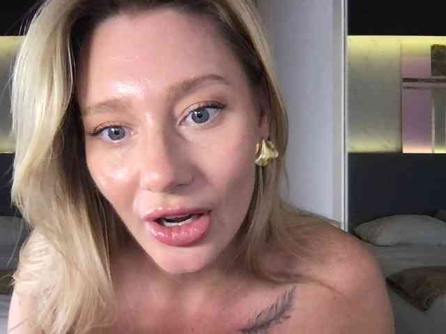 StellaMuse webcam