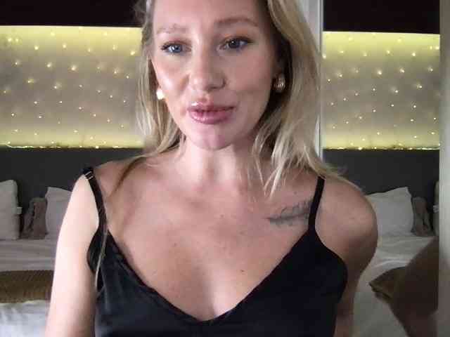 StellaMuse webcam