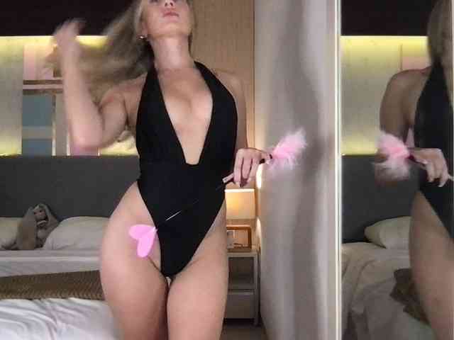 StellaMuse webcam