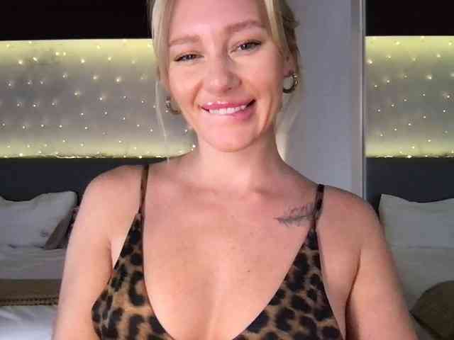 StellaMuse webcam