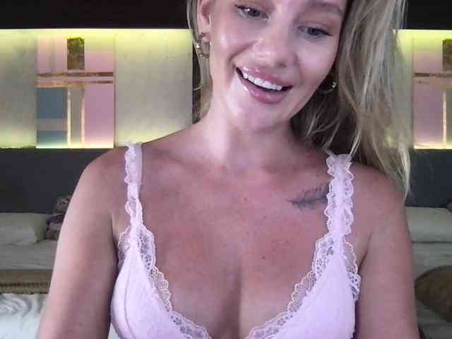 StellaMuse webcam