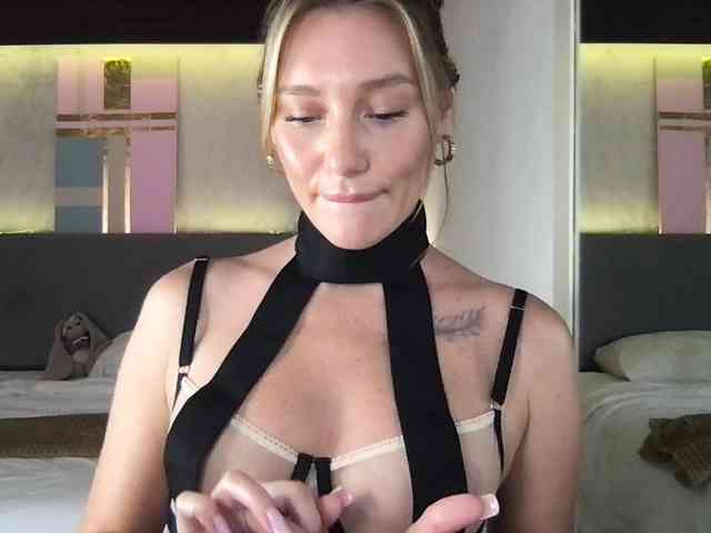 StellaMuse webcam