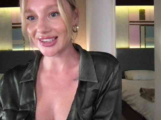 StellaMuse webcam