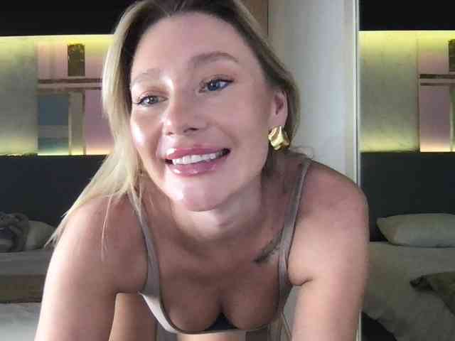 StellaMuse webcam