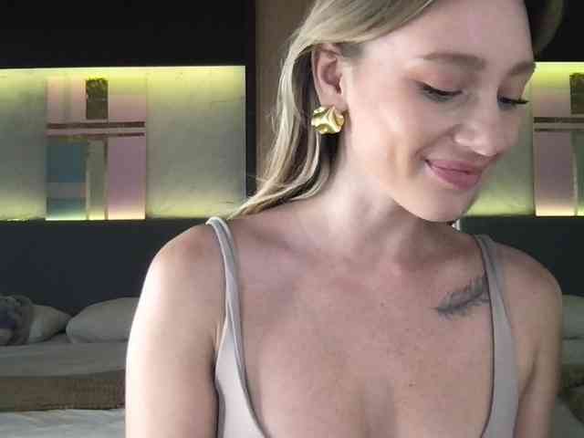 StellaMuse webcam