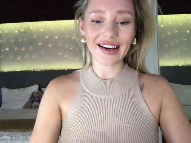 StellaMuse webcam