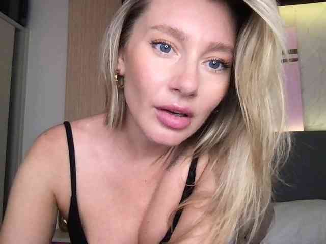 StellaMuse webcam