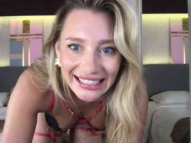 StellaMuse webcam