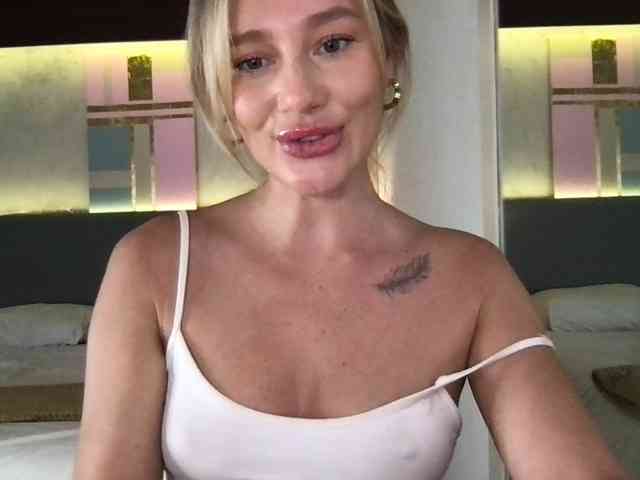 StellaMuse webcam