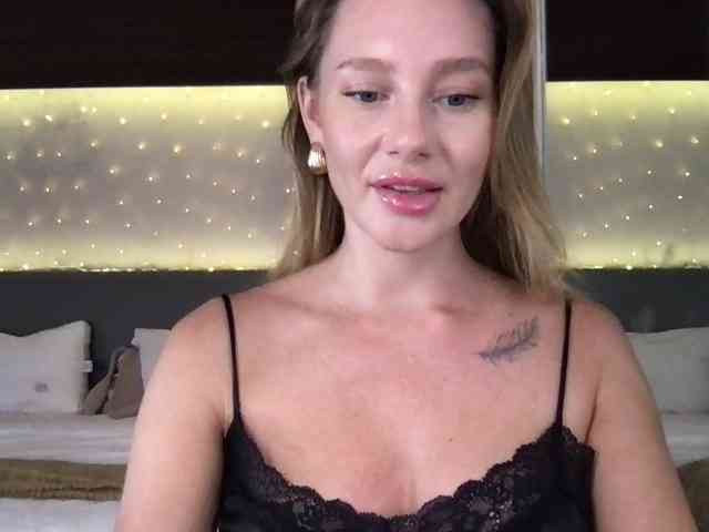 StellaMuse webcam