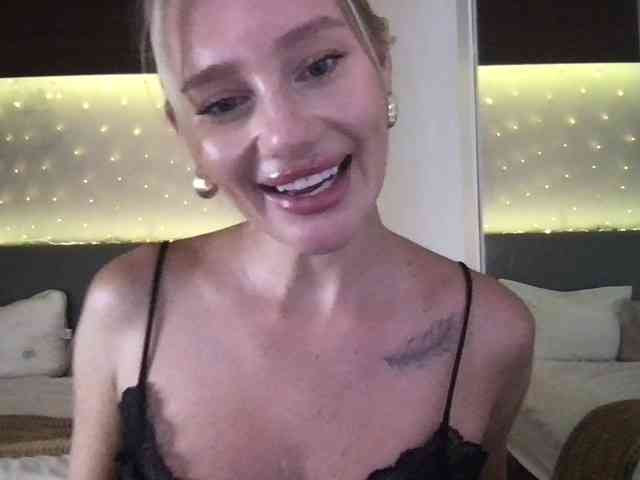 StellaMuse webcam