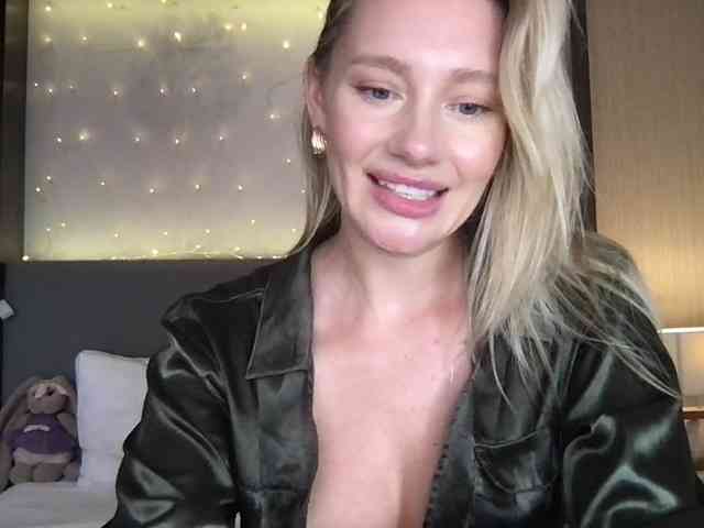 StellaMuse webcam