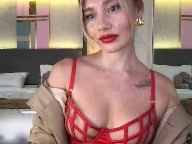 StellaMuse webcam