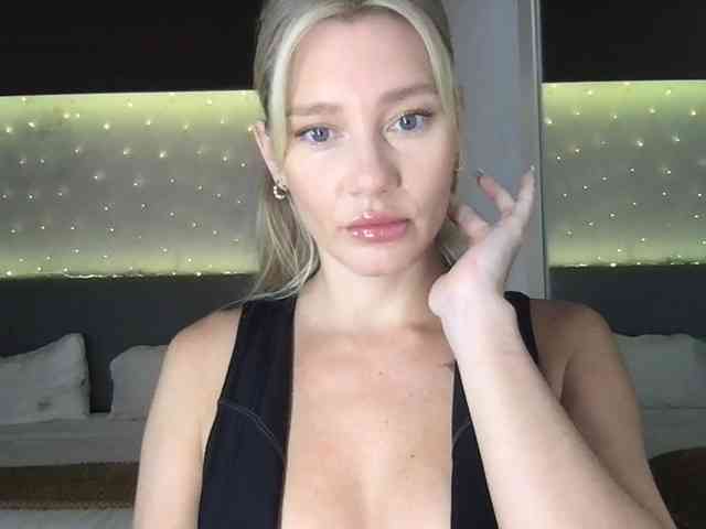 StellaMuse webcam