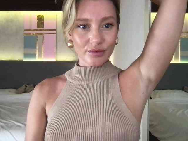 StellaMuse Sex Cam Show