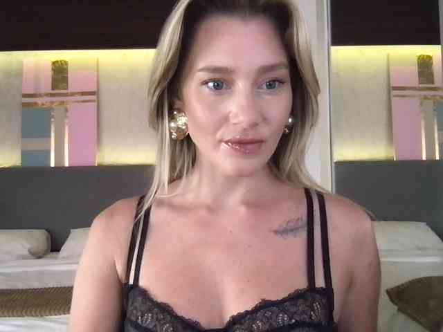 StellaMuse webcam