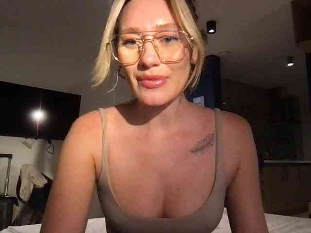 StellaMuse webcam