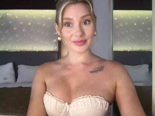 StellaMuse webcam