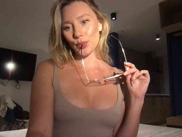 StellaMuse webcam