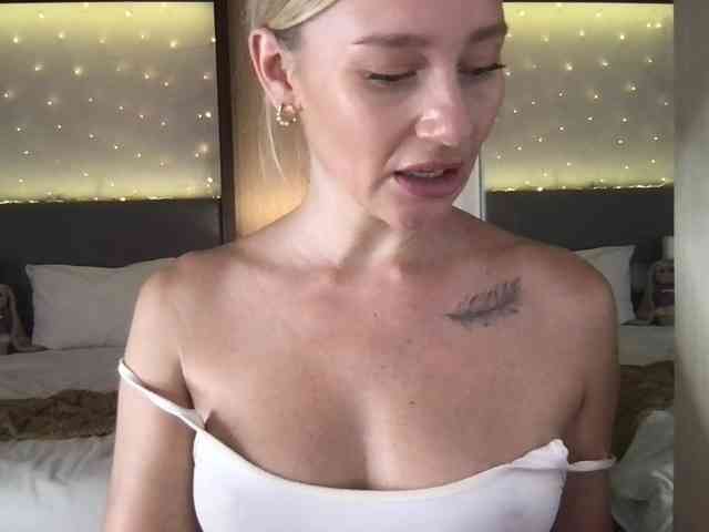 StellaMuse webcam