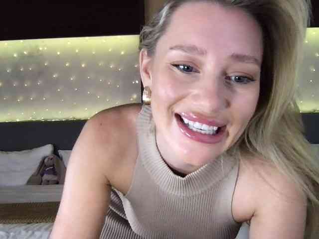 StellaMuse webcam