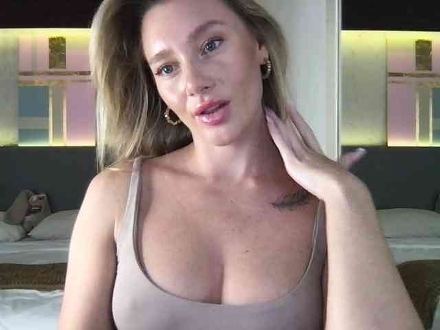 StellaMuse webcam