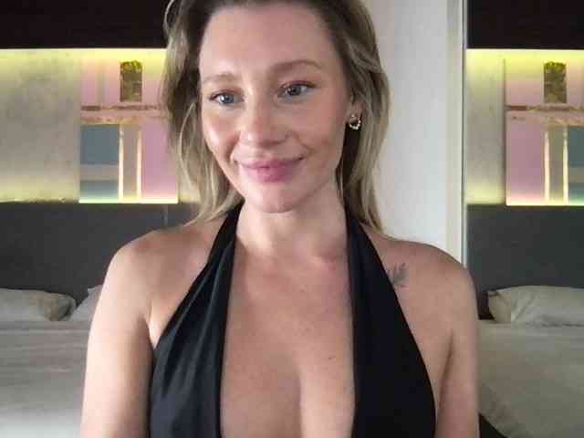 StellaMuse webcam