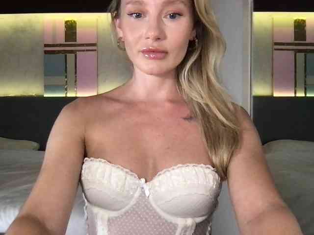 StellaMuse webcam