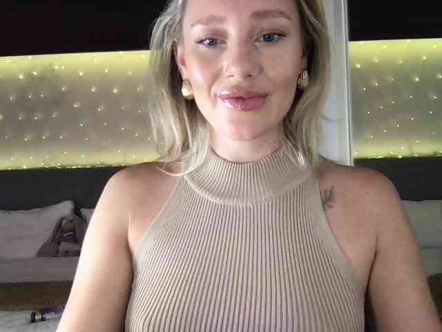 StellaMuse webcam