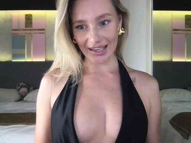 StellaMuse webcam
