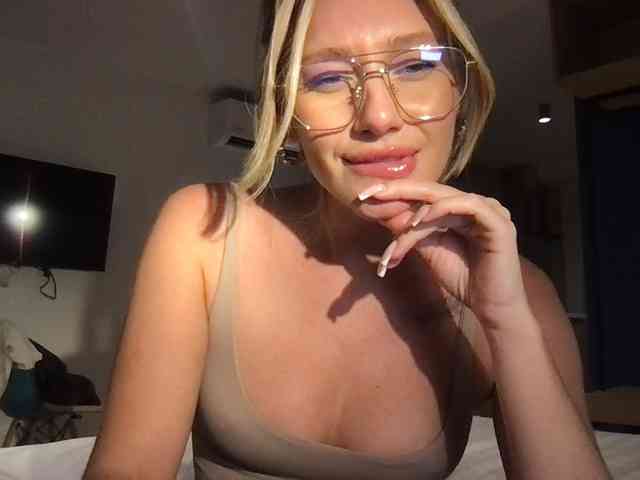 StellaMuse webcam