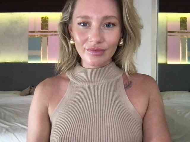 StellaMuse webcam