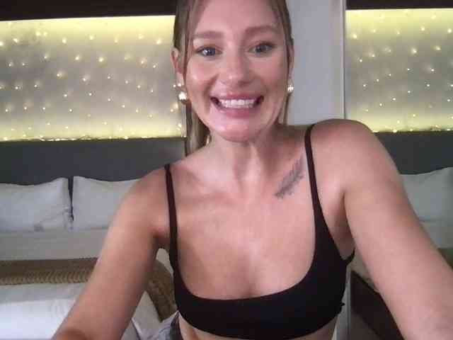 StellaMuse webcam