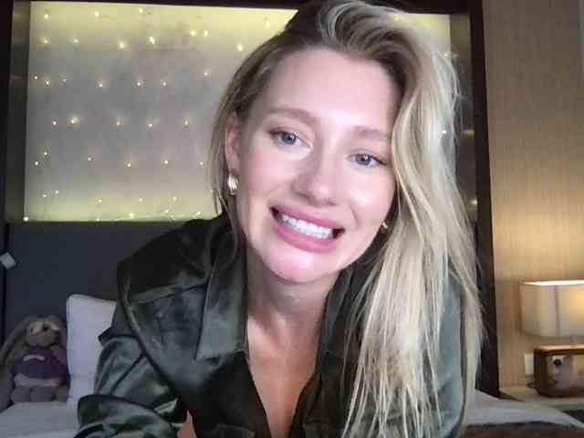StellaMuse webcam