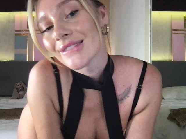 StellaMuse webcam