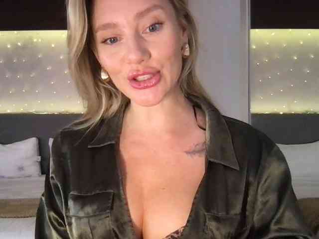 StellaMuse webcam