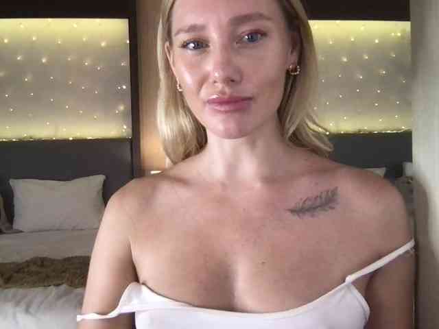 StellaMuse webcam
