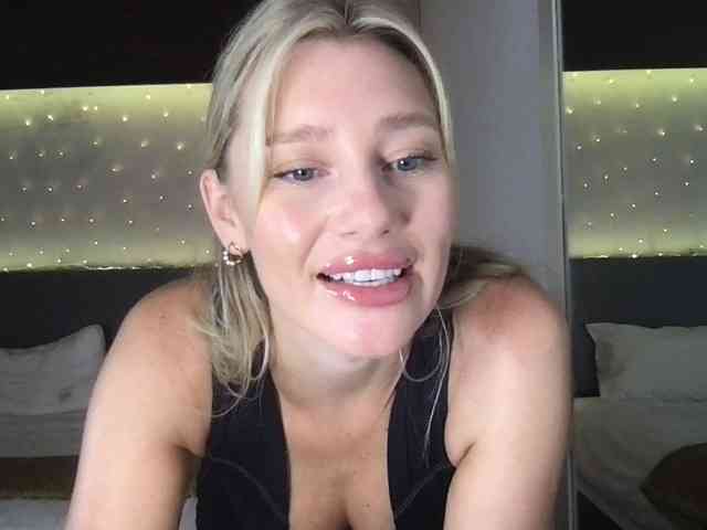 StellaMuse webcam