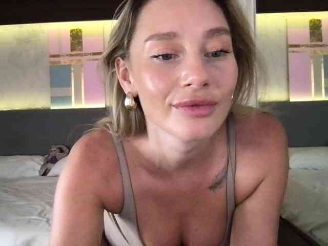 StellaMuse webcam