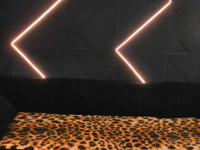 Shanita-moon live cam on BongaCams