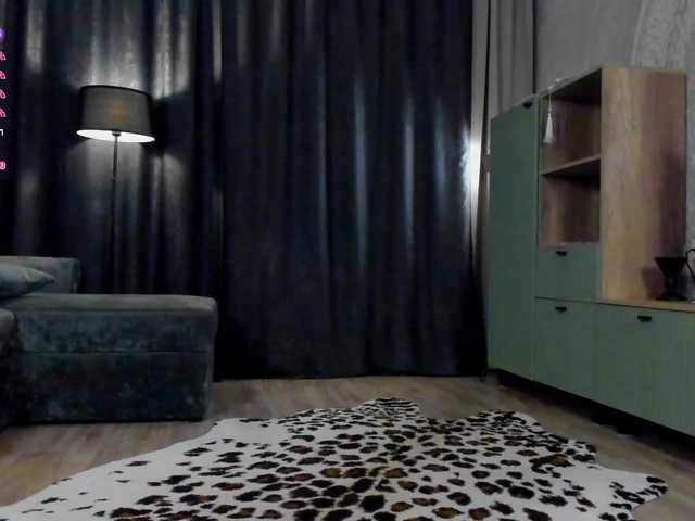  Shanita-moon chat room