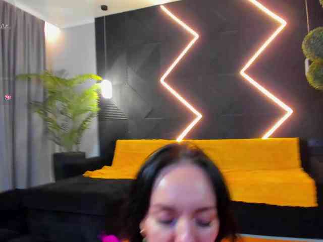 Shanita-moon webcam