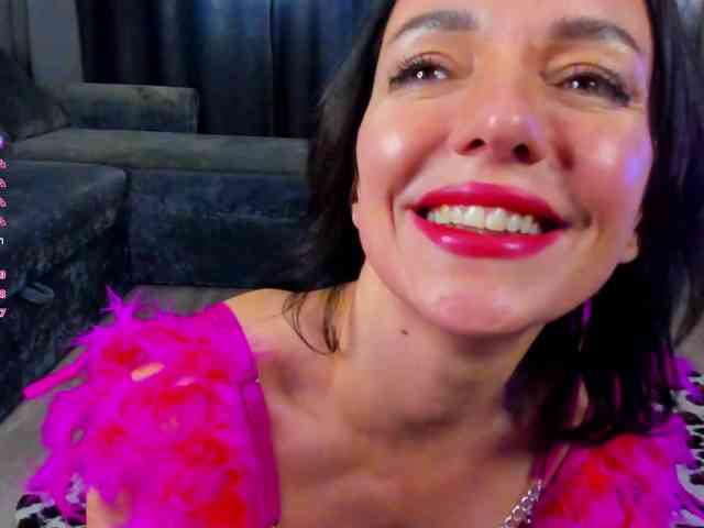 Shanita-moon webcam