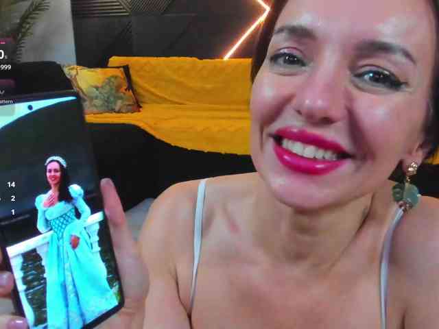 Shanita-moon webcam