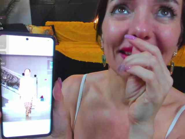 Shanita-moon webcam
