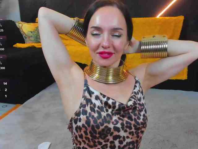 Shanita-moon webcam