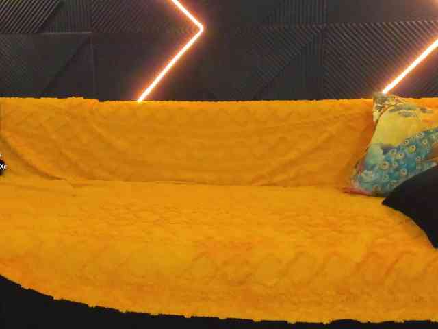 Shanita-moon webcam
